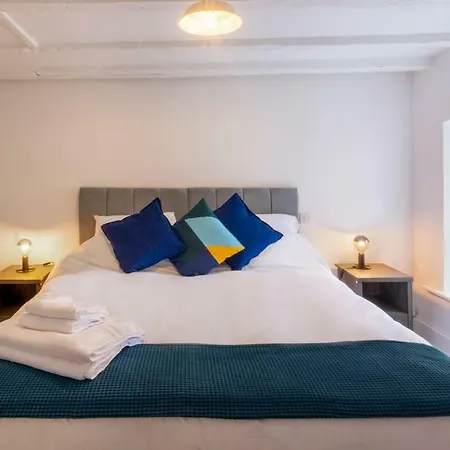 In The Heart Of The City Apartment